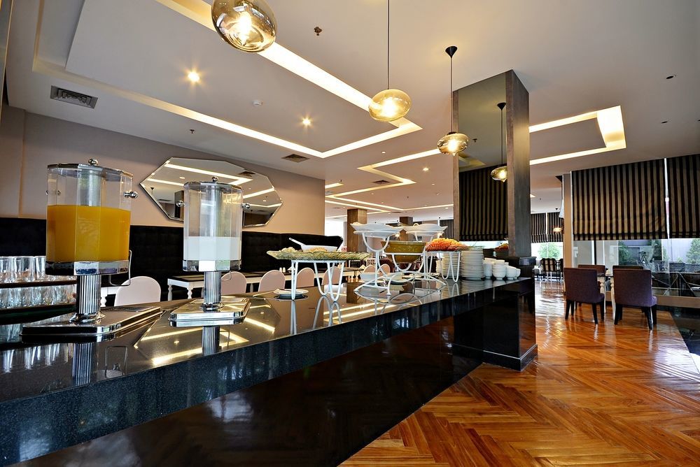 Hotel Diradja Jakarta Luaran gambar
